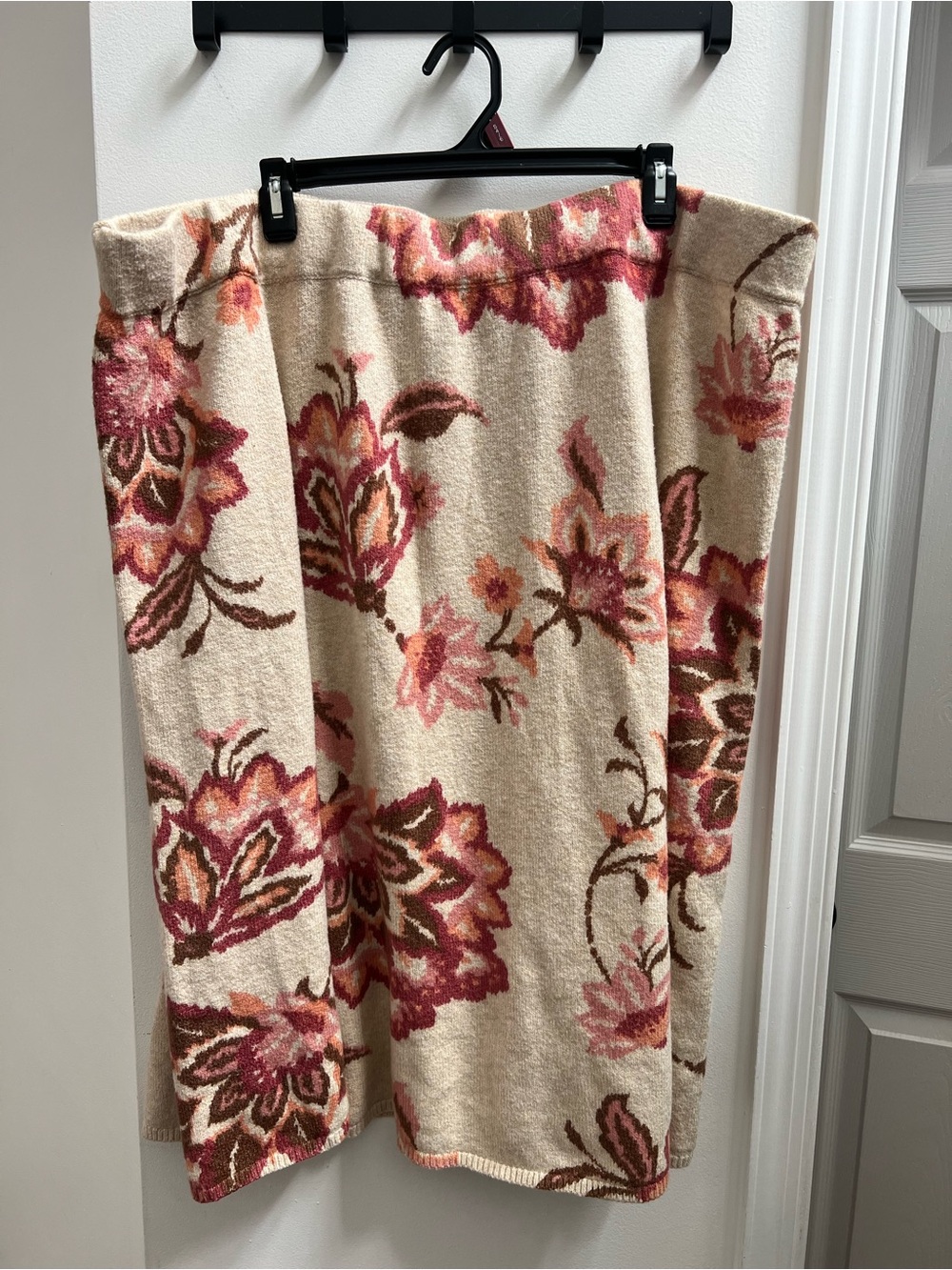 LC Lauren Conrad Beige Midi Skirt with Pink Floral Knit 3X